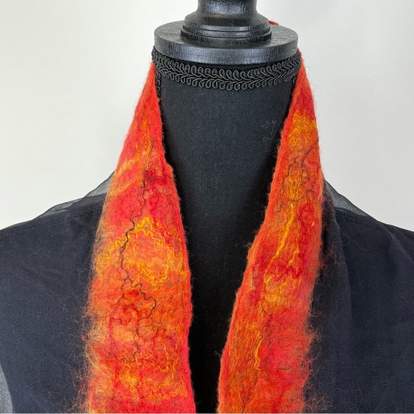 NWT Gail Heinze Red and Black Fire Silk and Felted Wool Scarf - Picture 8 of 8